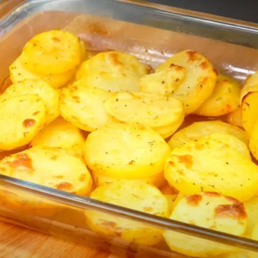 Jeśli masz filet kurczaka, zrób ten przepyszny obiad. W moim domu to hit