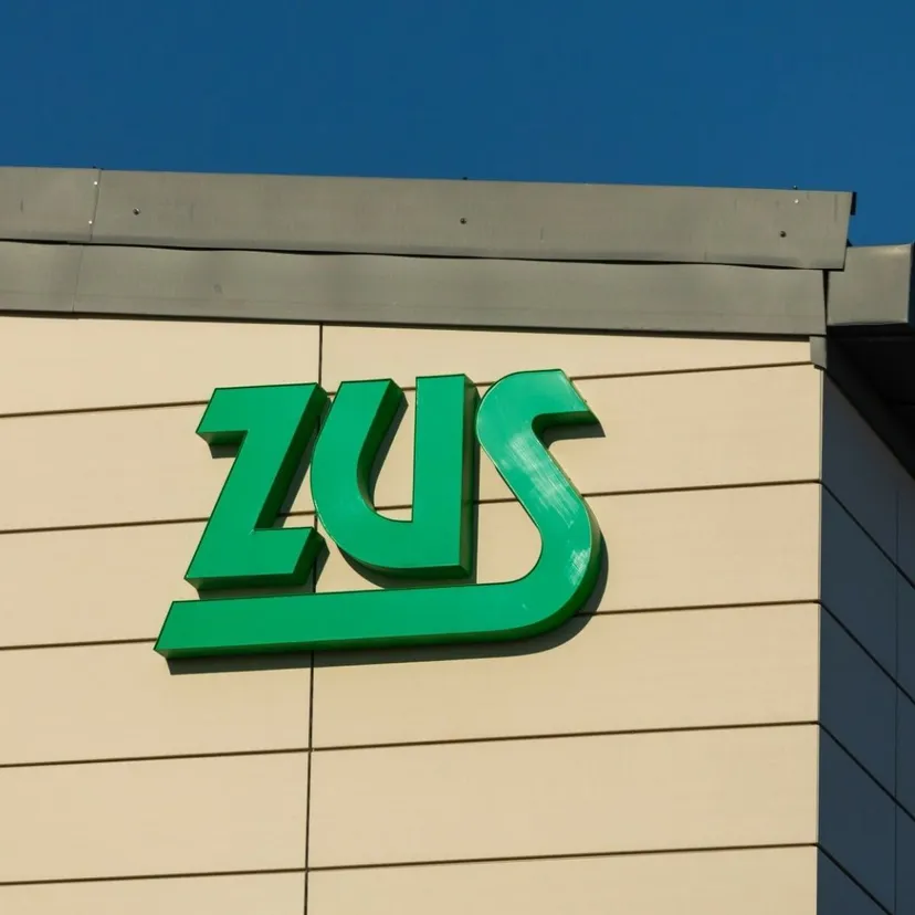 Czternasta emerytura. ZUS wyśle ponad 6,29 mln decyzji, dokumenty trafią do seniorów w październiku