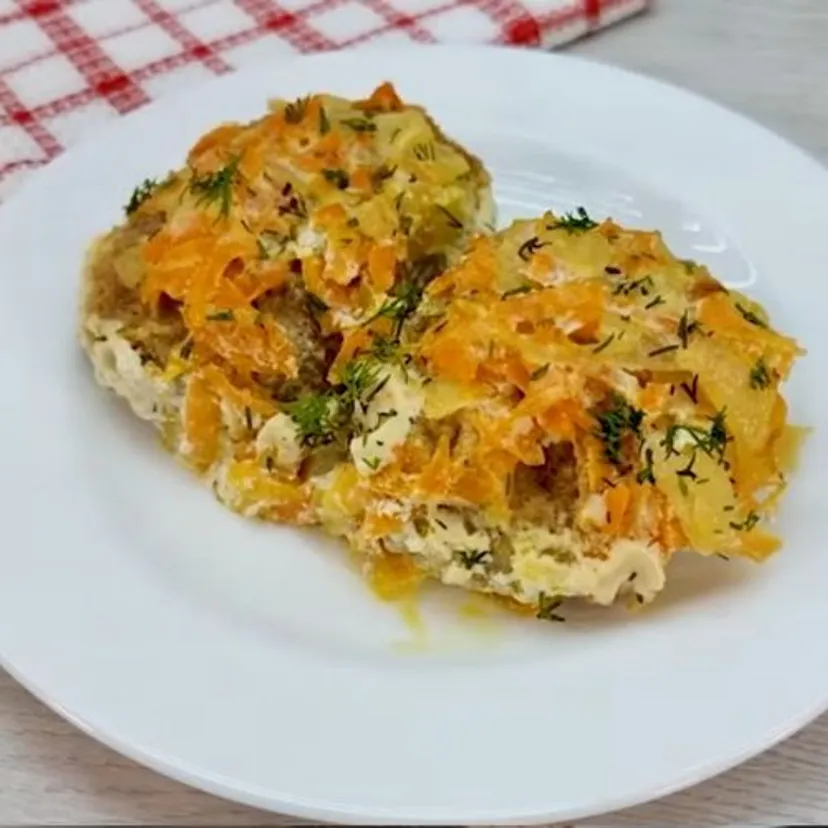 Takie pyszne mięso zapiekane w aromatycznym sosie to hit u mnie w domu. Lepsze niż mielone i gołąbki
