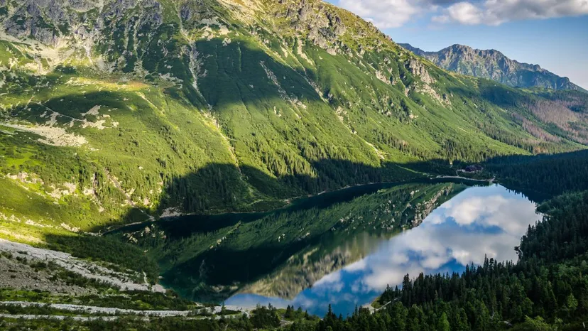 Zamkną szlak w Tatrach. Pilne informacje dla turystów: "Prosimy o stosowanie się do komunikatów"