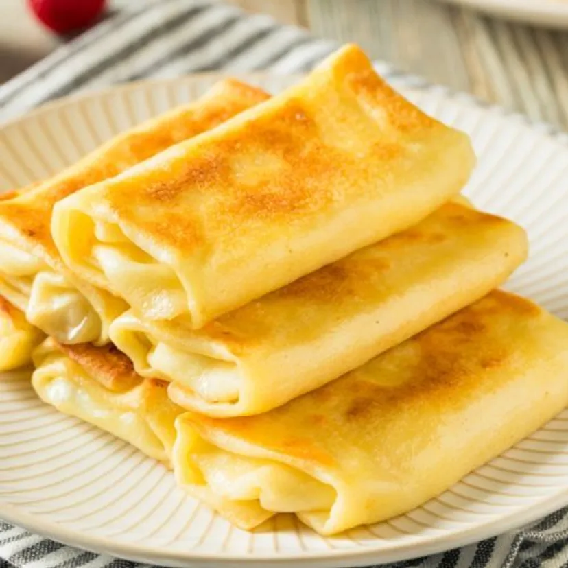 Usmażyłam naleśniki i zapiekłam je z farszem jak do pierogów. W życiu lepszych nie jadłam