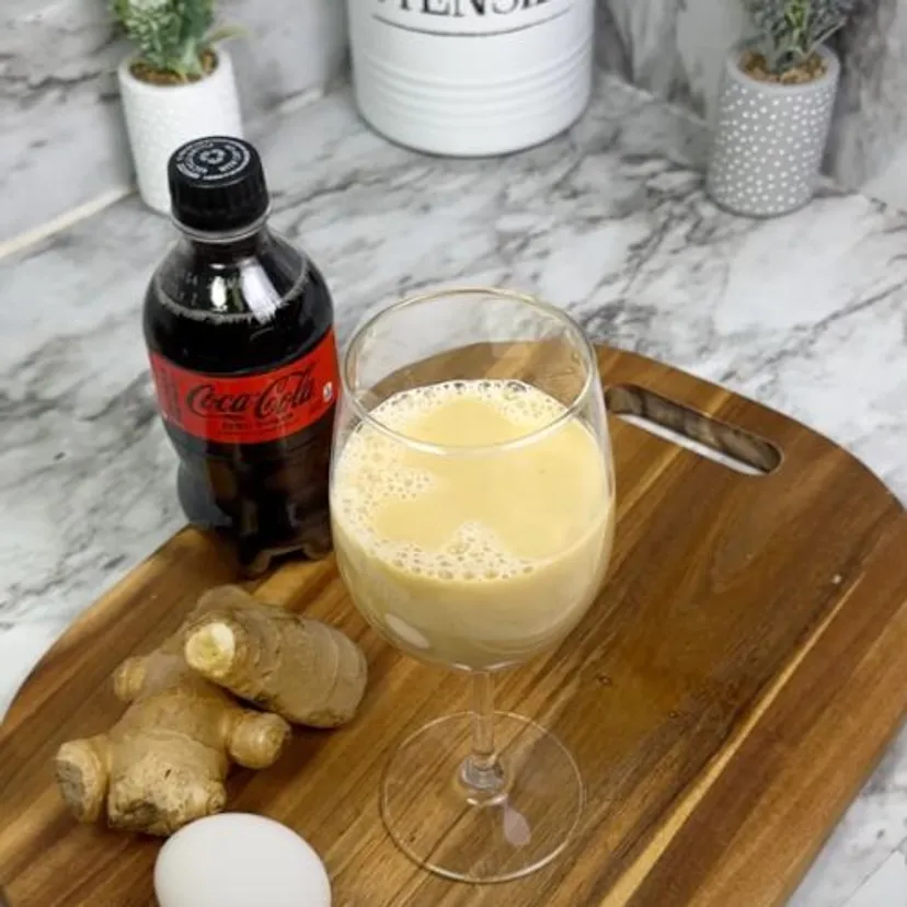 Biorę coca-colę i zalewam nią imbir. To patent na medal