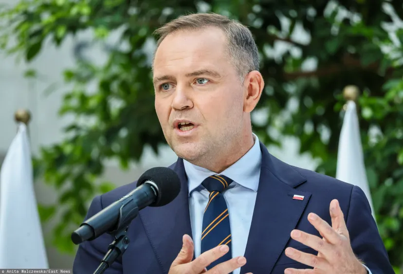 Polacy ocenili rządy Nawrockiego. Wyniki sondażu wprost mówią, co sądzą o wpływach PiS na jego decyzje