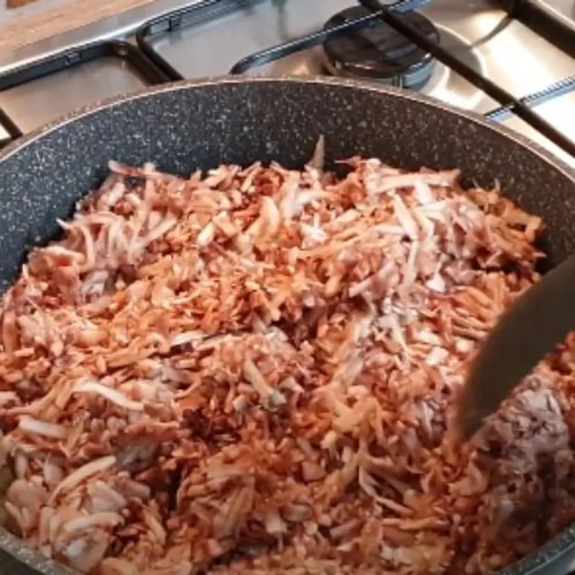 Zawijam w naleśniki i zapiekam 15 minut. Najlepszy obiad na piątek bez grama mięsa