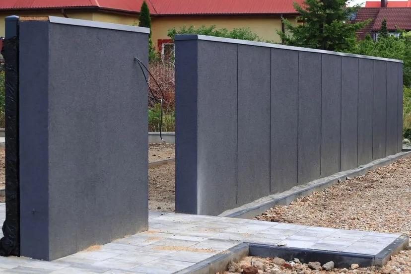 Takiego ogrodzenia już nie postawisz. Wchodzi bezwzględny zakaz, zacznie się w 2026 roku