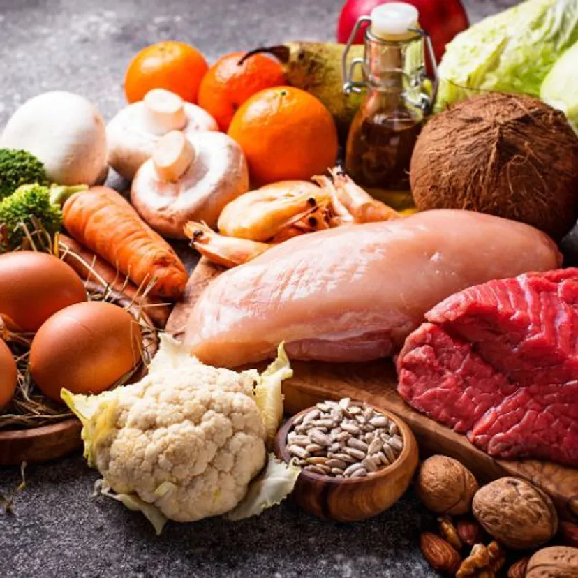 Stosowała „dietę jaskiniowców" i schudła aż 10 kg. Tak jadła Ostałowska