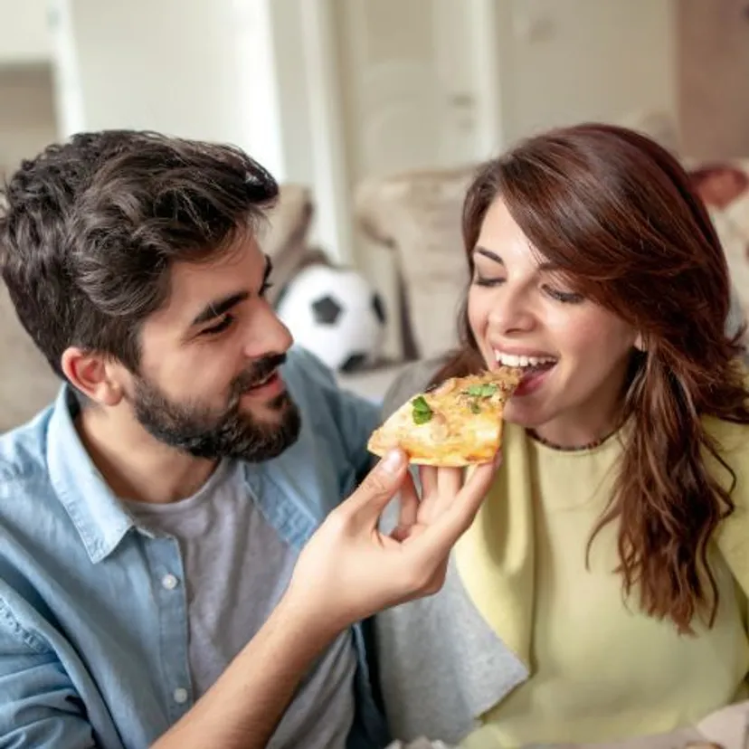 Gorąca pizza na Dzień Kobiet. Sprawdziliśmy promocje w największych polskich sieciach