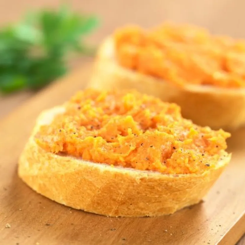 Jesienna pasta śniadaniowa do pieczywa. Prosta i pyszna