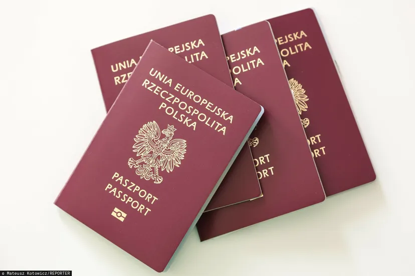 To nie żart. Tak będą wyglądały paszporty Polaków. MSWiA szykuje wielkie zmiany