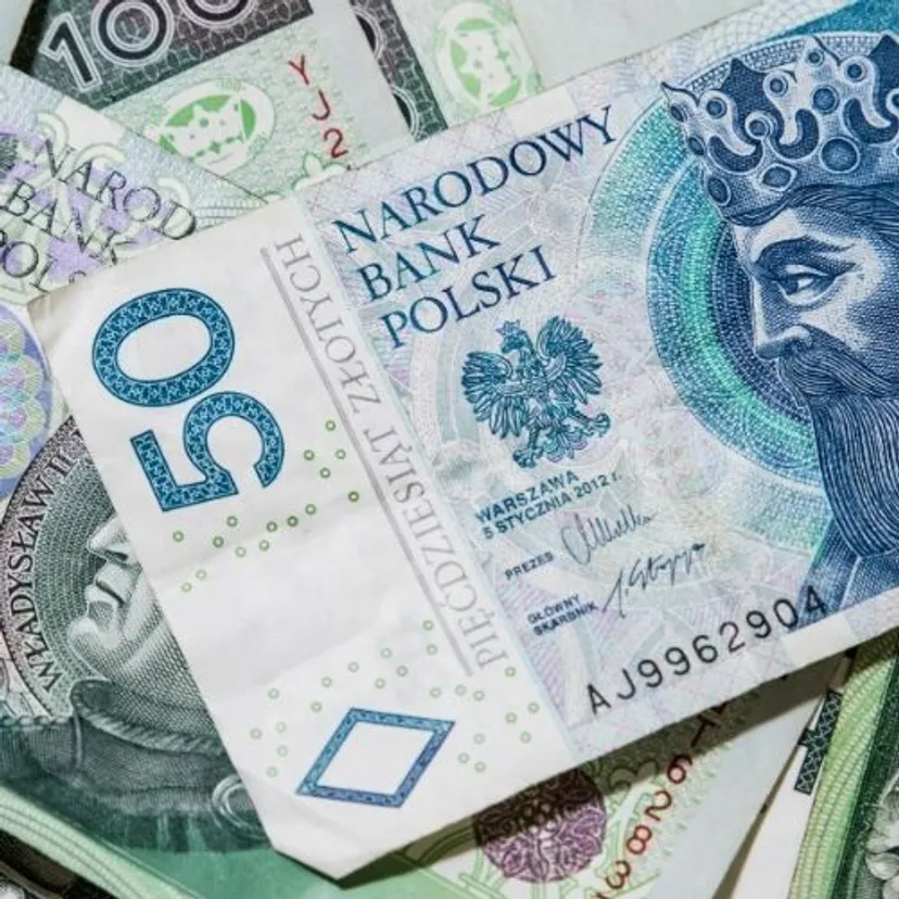 Do obiegu trafiło nowe 50 zł. Tak wygląda moneta kolekcjonerska NBP