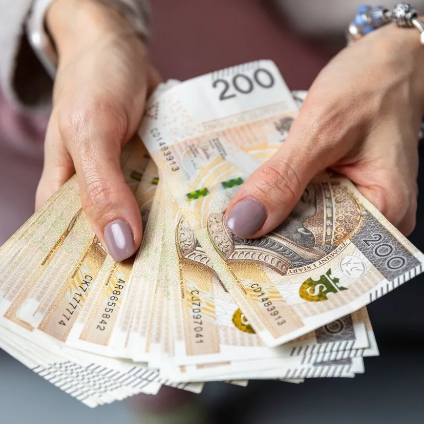 Kiedy włączą ogrzewanie w blokach? Zarządcy kierują się niepisaną zasadą dotyczącą temperatury