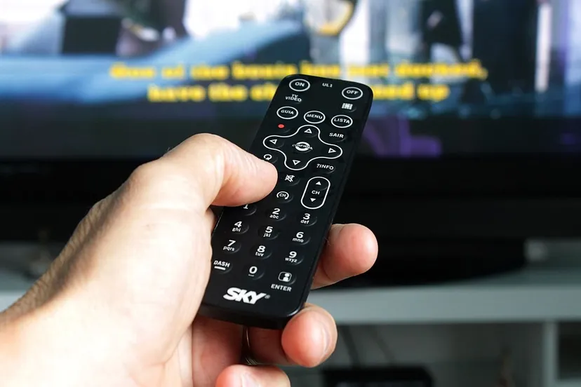 Skarbówka zgarnie z konta 100 zł. Rząd szykuje nową opłatę, zmiany mają dotknąć wszystkich Polaków