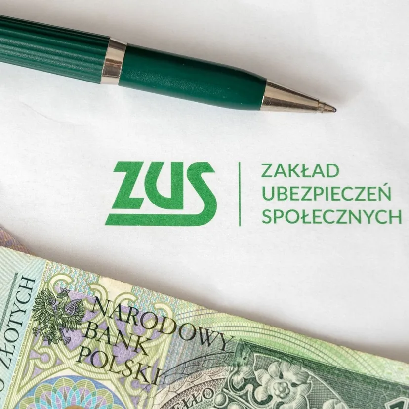 Wielkie zmiany dla emerytów i rencistów. ZUS szykuje nawet 10% podwyżki na tym świadczeniu, skorzysta wielu