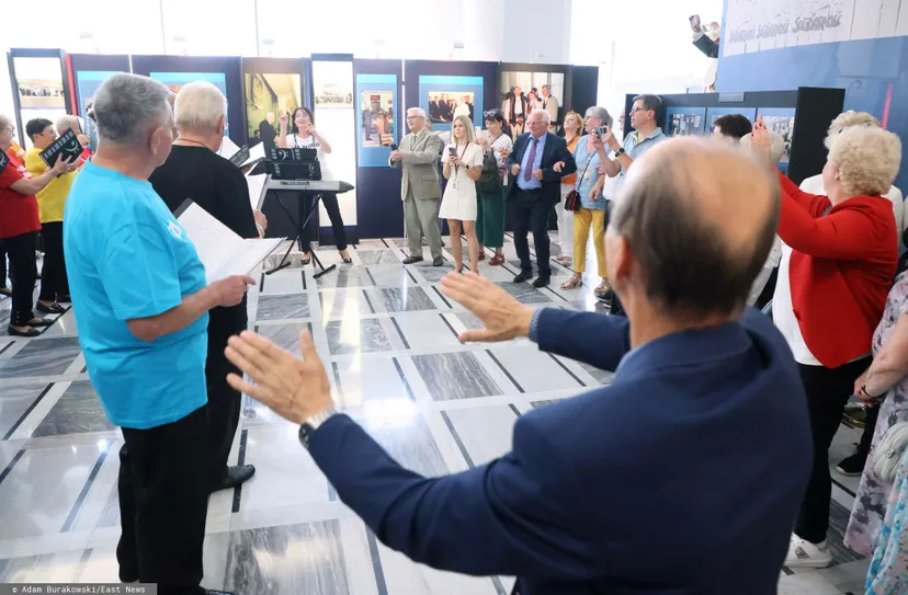 2500 zł dla osób powyżej 60. roku życia. Trzeba zdążyć z wnioskiem do 9 października