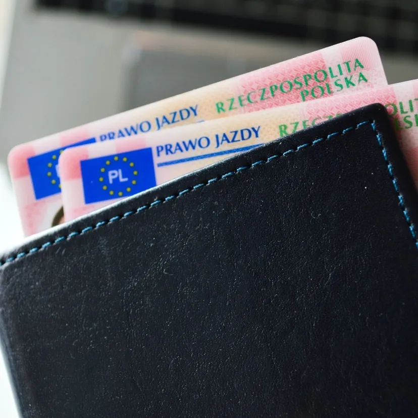 Kierowcy muszą uważać także poza drogą. Sąd może odebrać uprawnienia