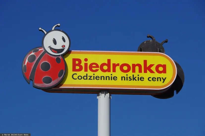 Taka promocja w Biedronce to dziś rzadkość. Klienci już sprawdzają półki z kawą, rabaty do 75%