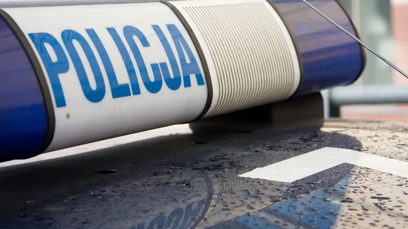 Złodzieje czyhają na domy Polaków w Boże Narodzenie. Policja bije na alarm, o tych zasadach musisz pamiętać