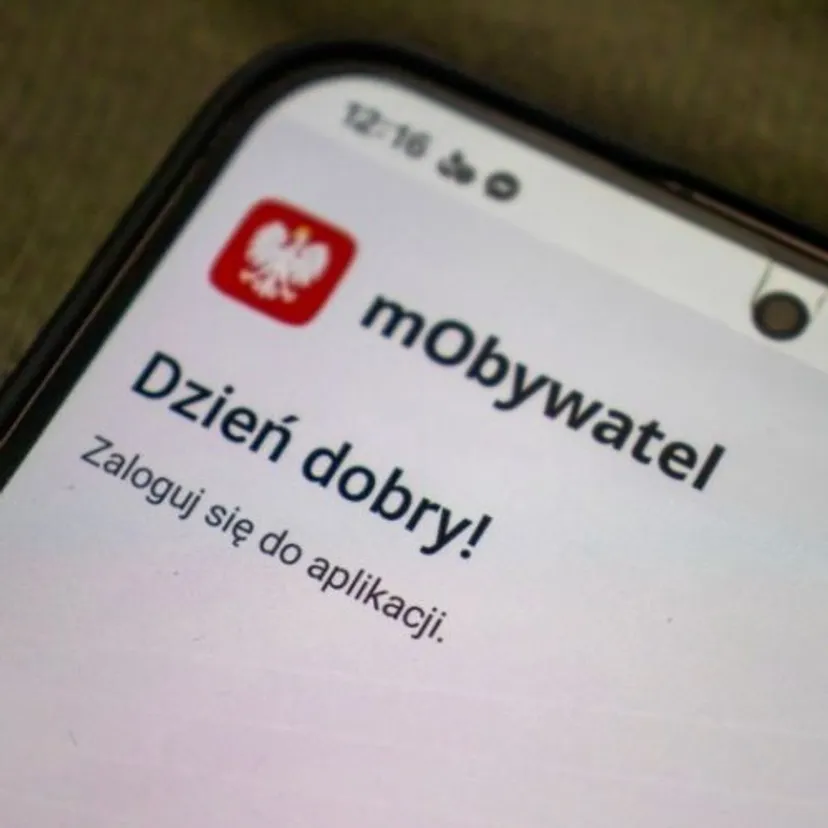 mObywatel dostał kolejne funkcje. Przydatne podczas podróży i wizyty w aptece
