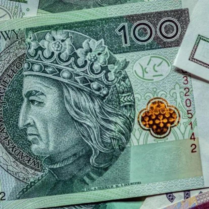 Prawie 2 tys. zł miesięcznie z ZUS. Przy tych chorobach można otrzymać pieniądze