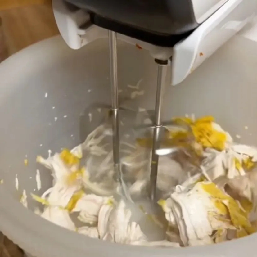 W tym roku podam ją na Sylwestra. Sałatka „słonecznik” jest lepsza niż gyros