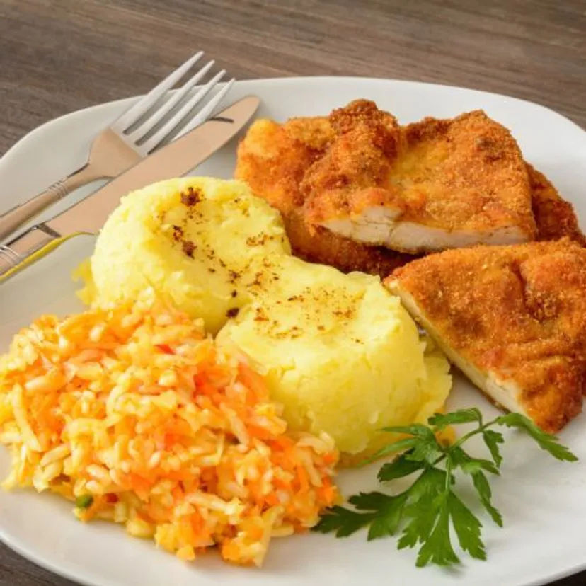 Natrzyj tym schab, obtocz w panierce i usmaż. To mój ulubiony sposób na kotlety schabowe