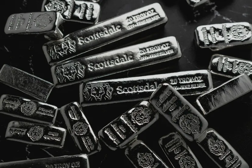 Srebro – niedoceniony metal inwestycyjny w sam raz na niepewne czasy