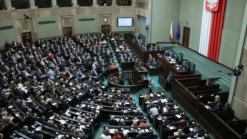 Czarzasty przeprasza Hołownię w Sejmie. Poszło o głosowanie