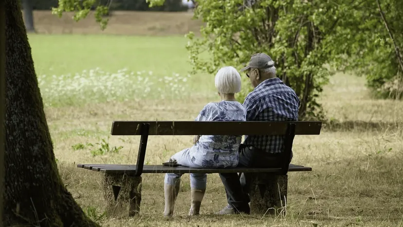 Nowa pomoc dla seniorów. Nie waloryzacja emerytur czy rent. Rząd ma inny plan