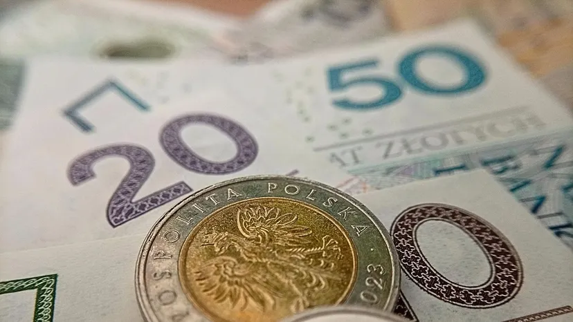 Gdzie zakupy są najtańsze? Lidl i Biedronka poza TOP 3, wygrał inny sklep