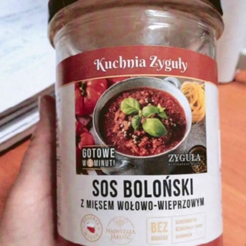Kawałki szkła w popularnym sosie. Sanepid bije na alarm