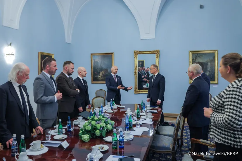 Andrzej Duda powie "tak" deregulacji. Prezydent spotkał się z Rafałem Brzoską 