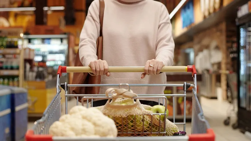 Tak oszukują na kawie. Polacy kupują kota w worku, a sprzedawcy tylko śmieją nam się w twarz