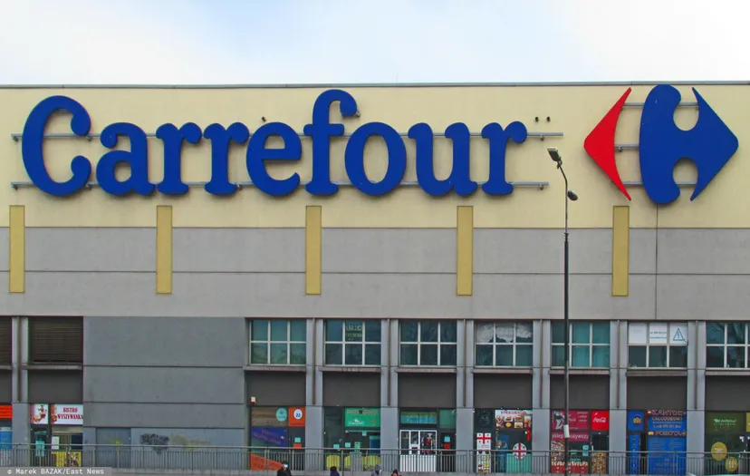 Nowy gracz zawalczy o Carrefour. Wiemy, kto może przejąć sklepy w Polsce