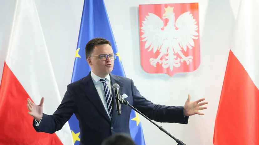 Traci fotel marszałka, ale nie pensję. Tyle jeszcze zgarnie Szymon Hołownia