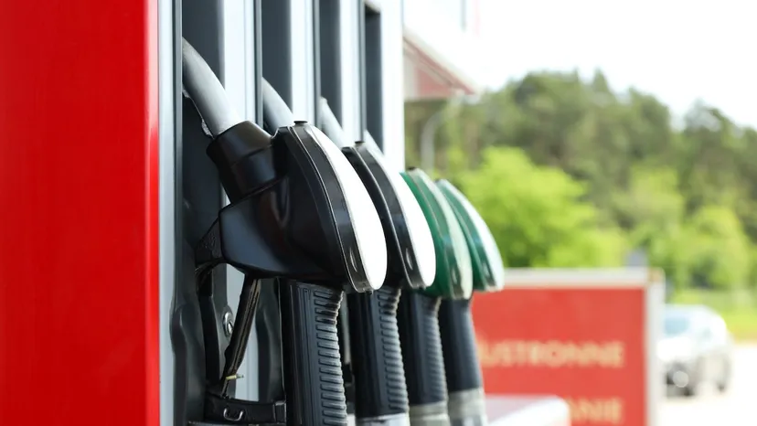 Minister energii wydał obwieszczenie ws. cen paliw. Nowe limity wejdą w życie w środę