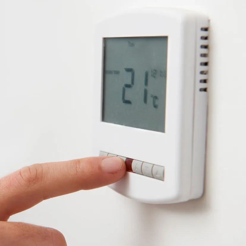 Kiedy włączą ogrzewanie w blokach? Zarządcy kierują się niepisaną zasadą dotyczącą temperatury