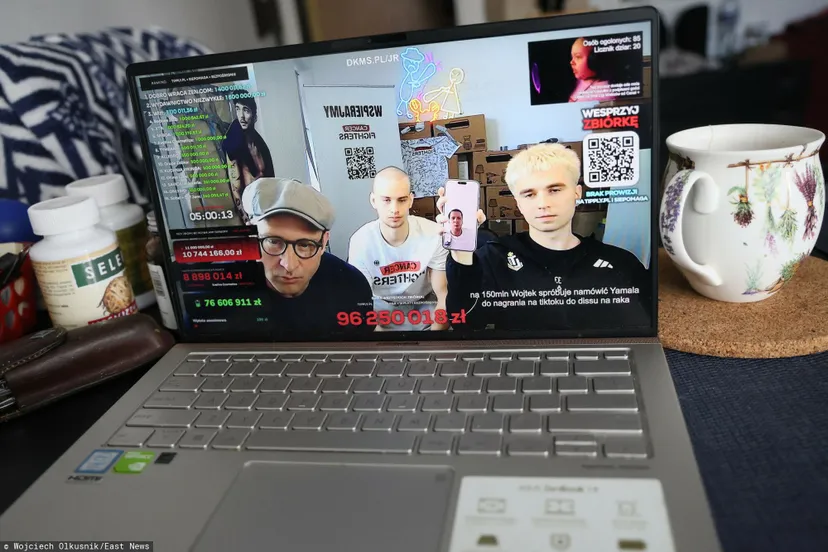 Ruszyły licytacje po charytatywnym streamie Łatwoganga. Za te wyjątkowe przedmioty płacą fortunę