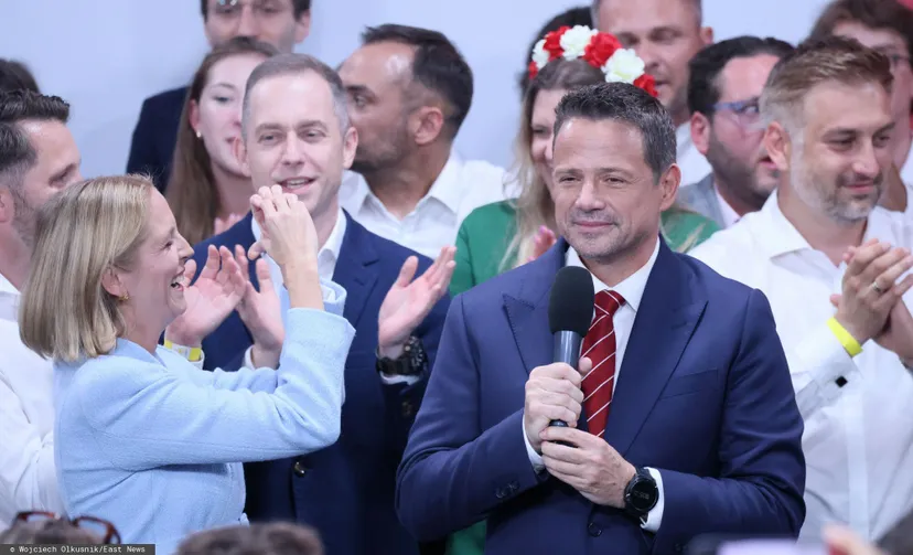 Trzaskowski liże rany po porażce. Przeprasza wyborców, zwrócił się też do Nawrockiego