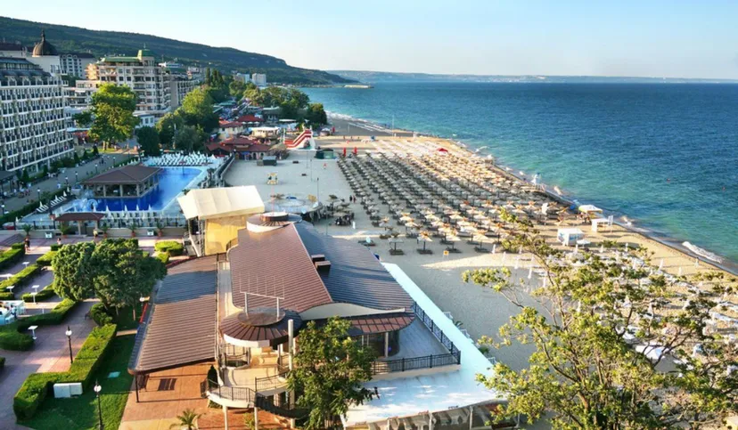 Tanie all inclusive na październik. Te kraje są hitem w biurach podróży. Ciepło, tanio i blisko