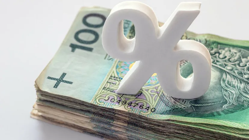 PKO BP wypłaca rekompensaty za dokument z PRL. Od 1 kwietnia kwota będzie jeszcze wyższa