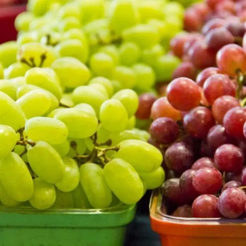 Przebadali winogrona z Aldi, Lidla, Biedronki. W jednych aż 16 różnych pestycydów
