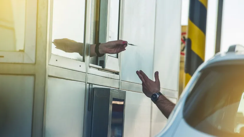 Państwo chce przejąć autostradę. Już mówią o opłatach za przejazd