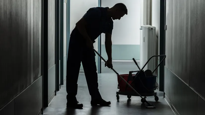 Dają etat i prawie 13 tys. zł miesięcznie. Szukają do pracy, w której nie liczy się wykształcenie