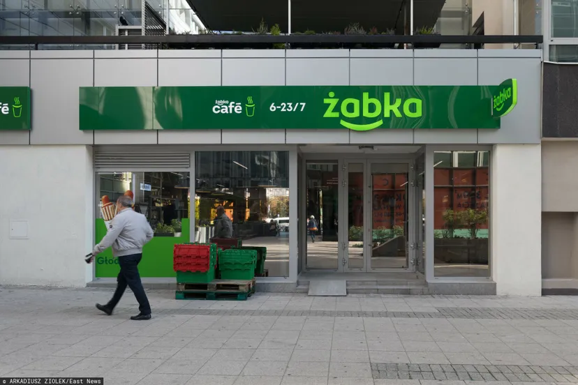 Prokuratura zajmie się kontrowersyjną ofertą Żabki. Sieć już wydała oświadczenie