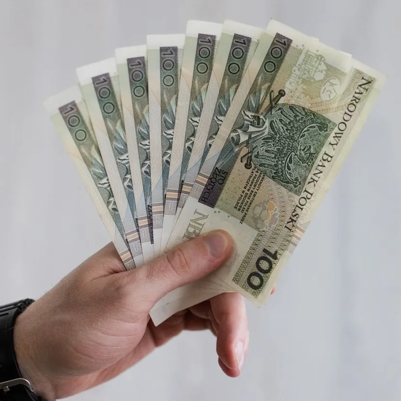 Tyle zarabiają kierowcy śmieciarek. Między Polską a Niemcami jest spora różnica