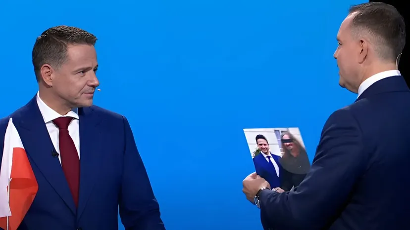 Nawrocki wyjął na wizji kontrowersyjne zdjęcie. Złamał zasadę debaty prezydenckiej