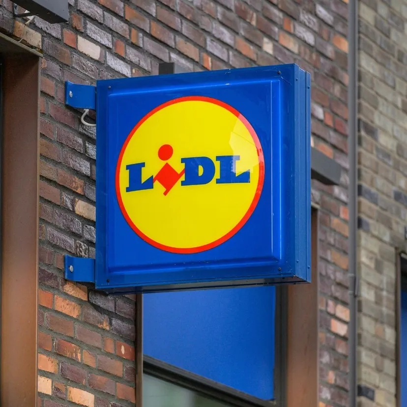 Od 14 września znane marki w ofercie Lidla. Jeansy 25% taniej i torebki za 109,99 zł to będzie cenowy hit