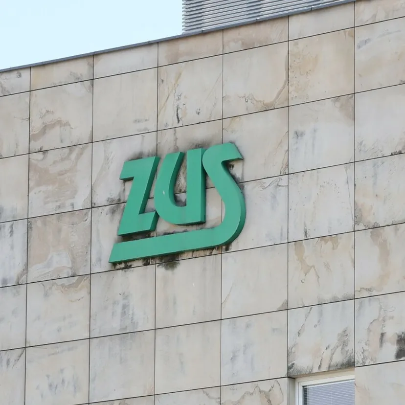 Czternasta emerytura. ZUS wyśle ponad 6,29 mln decyzji, dokumenty trafią do seniorów w październiku