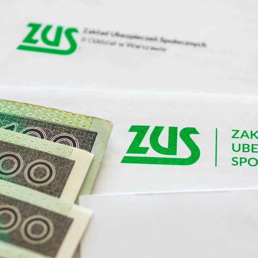 ZUS wyśle emerytom drugi przelew w lipcu. To nie pomyłka