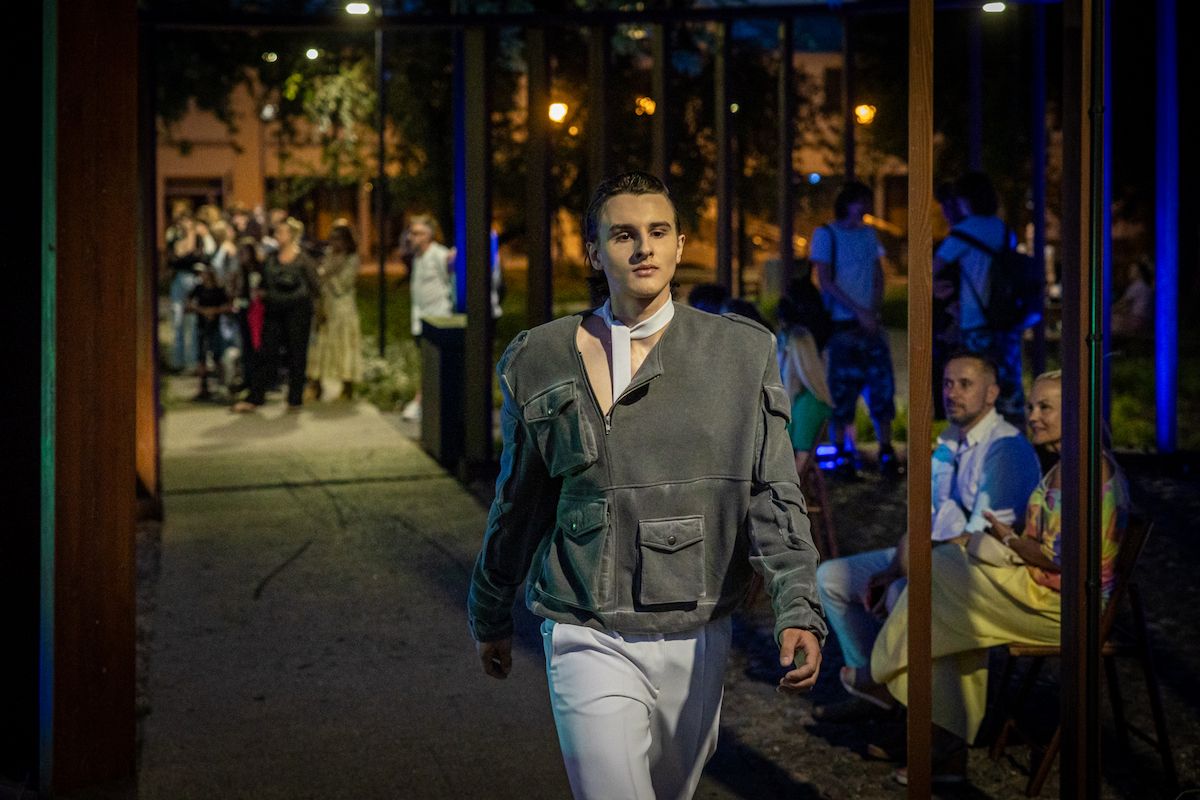 OFF FASHION 2025. Pokaz Mariusza Przybylskiego przyciągnął tłumy